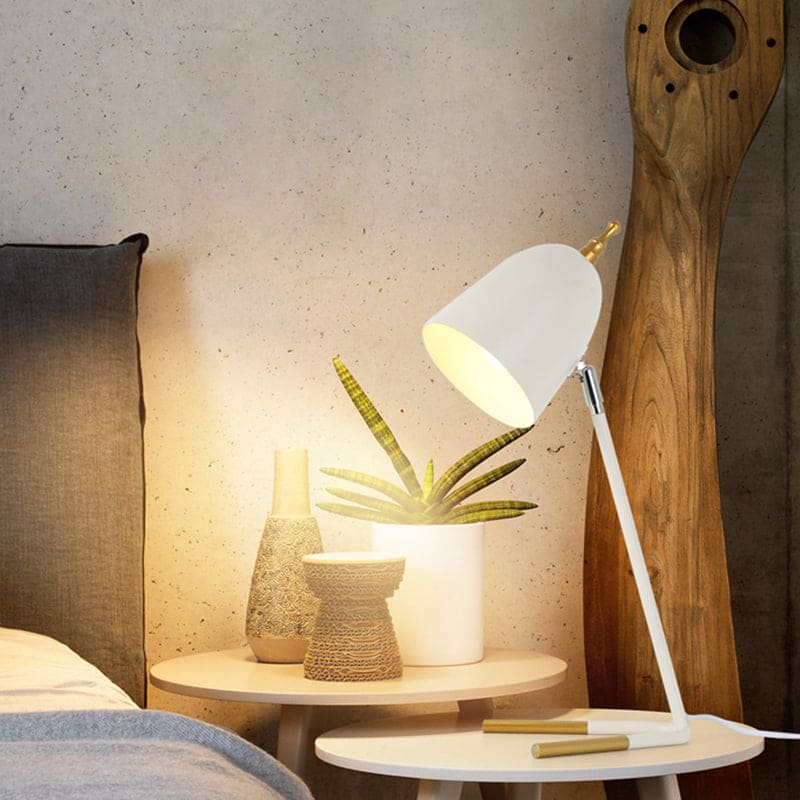 Lampe de Bureau Élégante en Métal avec Abat-jour Dôme