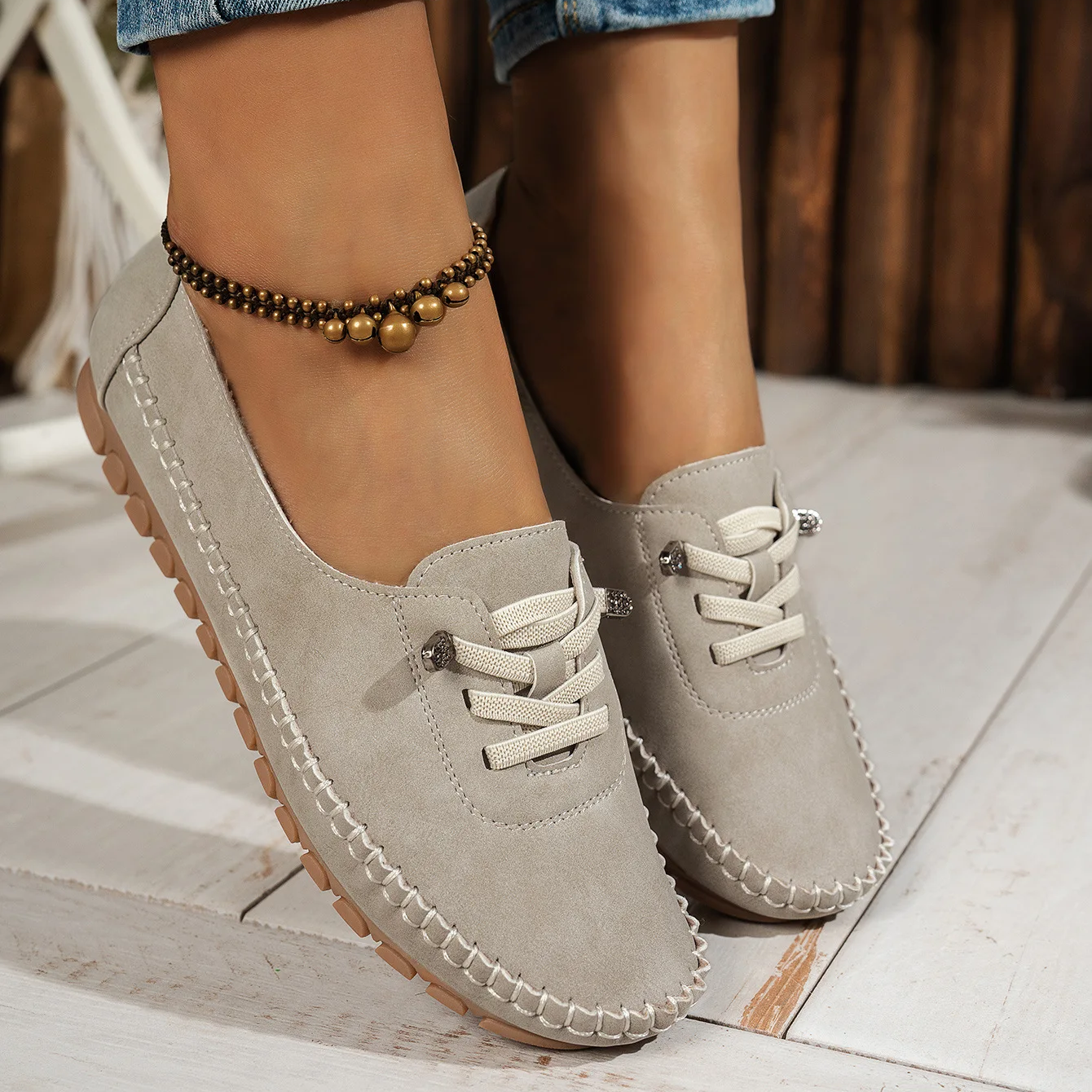 Mocassins femme confort Ă lacets