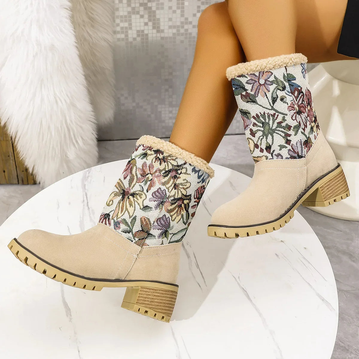 Bottes de neige d’hiver brodées pour femme