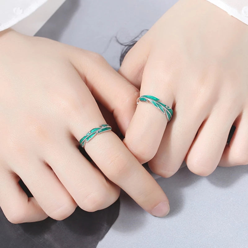 Bague Réglable en Argent avec Feuilles Vertes Irrégulières