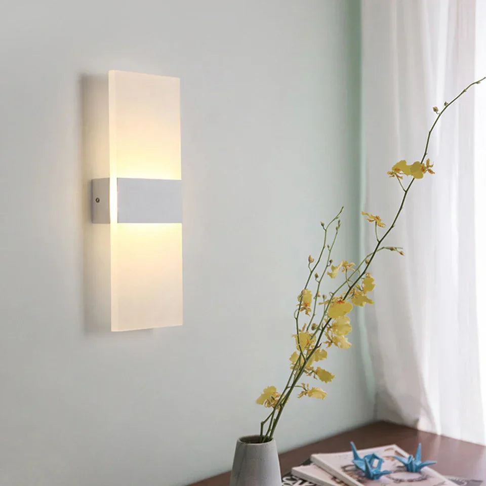Lampe Murale LED Élégante Réchargeable