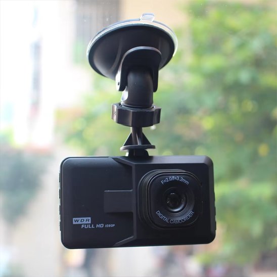 Dashcam voiture, votre témoin silencieux sur la route