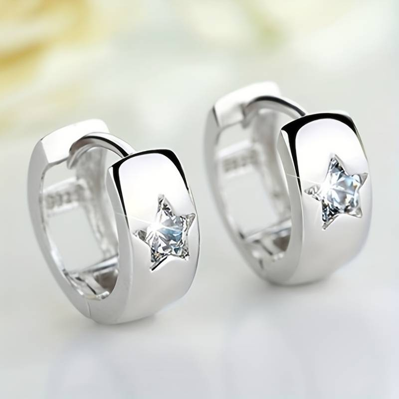 Boucles d'oreilles vintage avec incrustation d'étoiles brillantes