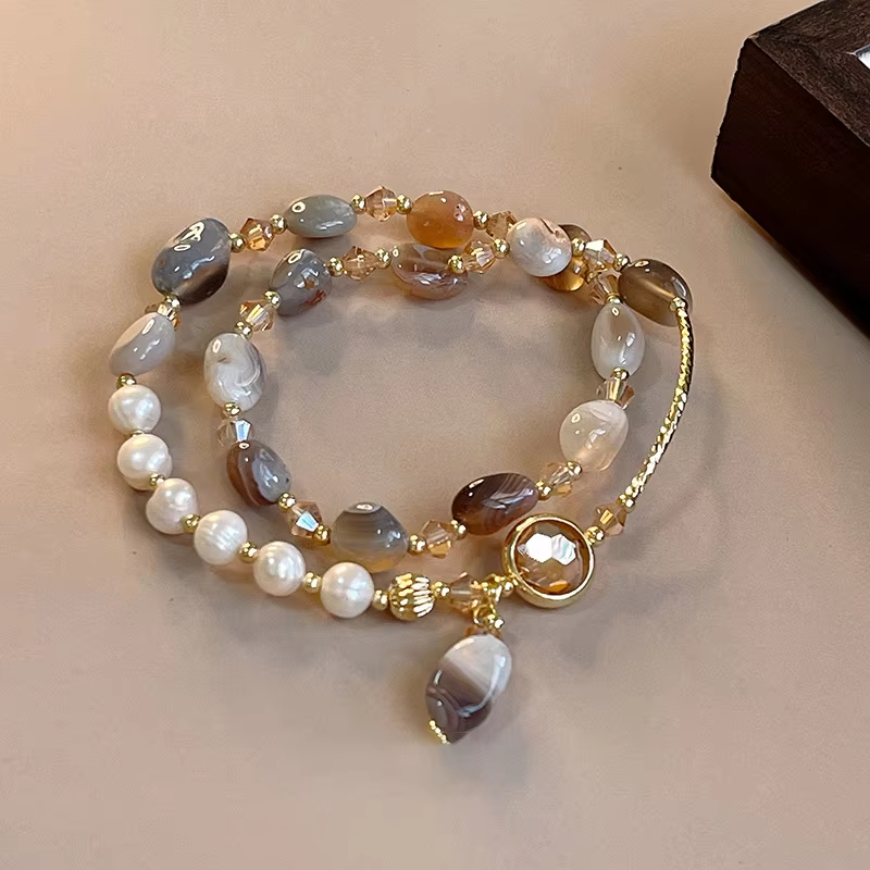 Bracelet élégant avec pierres naturelles