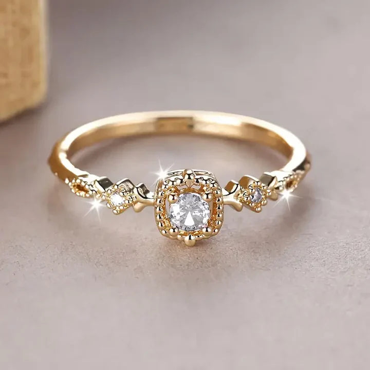 Bague vintage en cristal doré brillant