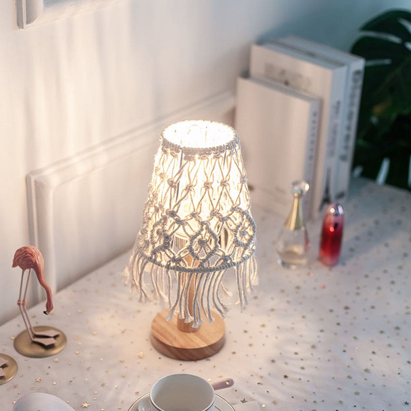 Lampe Décorative en Forme de Cone avec Base Céramique Élégante