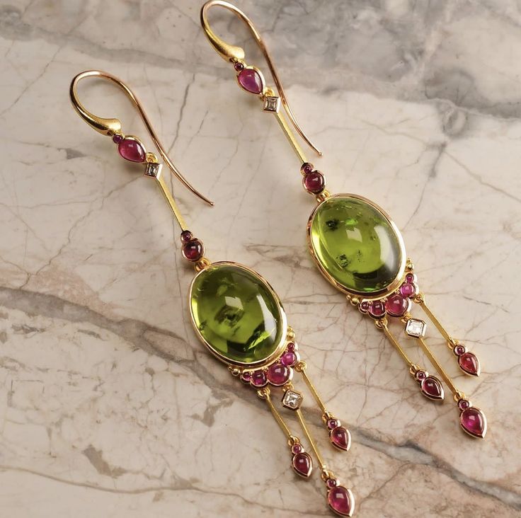 Boucles d'oreilles vintage rouges et vertes