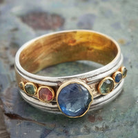 Bague en pierres colorées