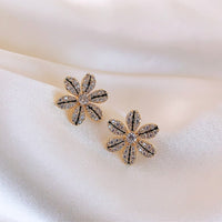 Boucles d'Oreilles en Or avec Fleurs en Zirconia