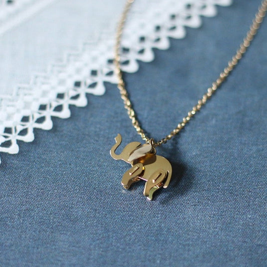 Pendentif d'Éléphant en Or