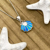 Collier en Argent avec Coquillage en Opale Bleue