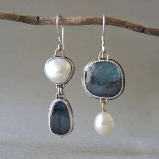 Boucles d'oreilles vintage bleu et perles