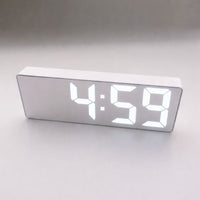 Reflecta – Réveil numérique LED à effet miroir, grand affichage, luminosité réglable