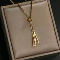 Collier à Pendentifs avec Glands en Or