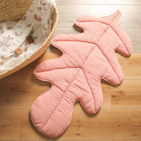 Tapis de jeu pour bébé en forme de feuille verte