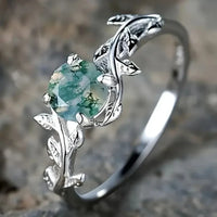 Bague vintage en argent avec pierres vertes