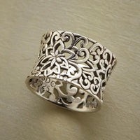 Bague creuse en argent