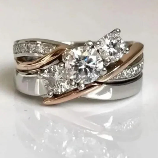 Bague vintage en or et argent avec zircone cubique