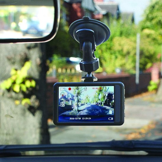 Dashcam voiture, votre témoin silencieux sur la route