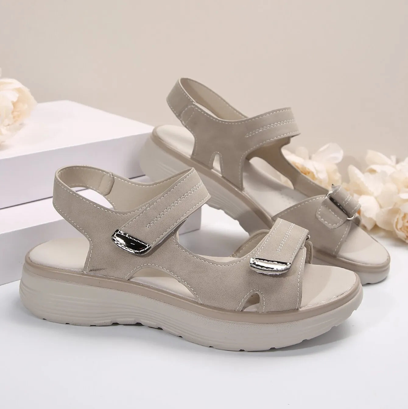 sandales d’été à scratch pour femme