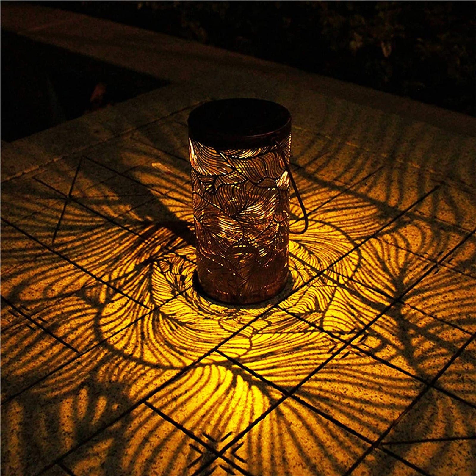 Lanterne Solaire Terrasse à Projection d'Ombre