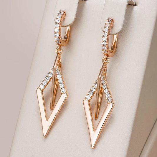 Boucles d’oreilles élégantes en or brillant
