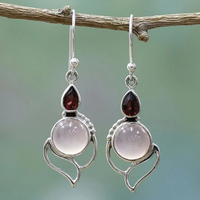 Boucles d'oreilles vintage en cristal de lune avec zirconium rouge