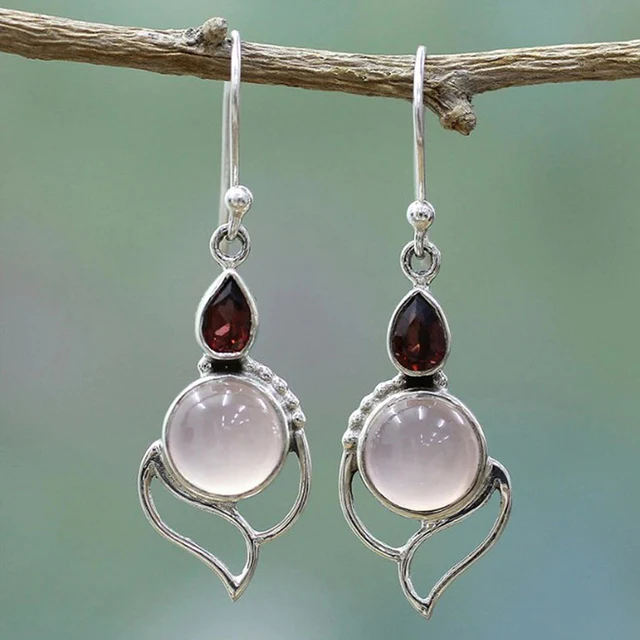 Boucles d'oreilles vintage en cristal de lune avec zirconium rouge