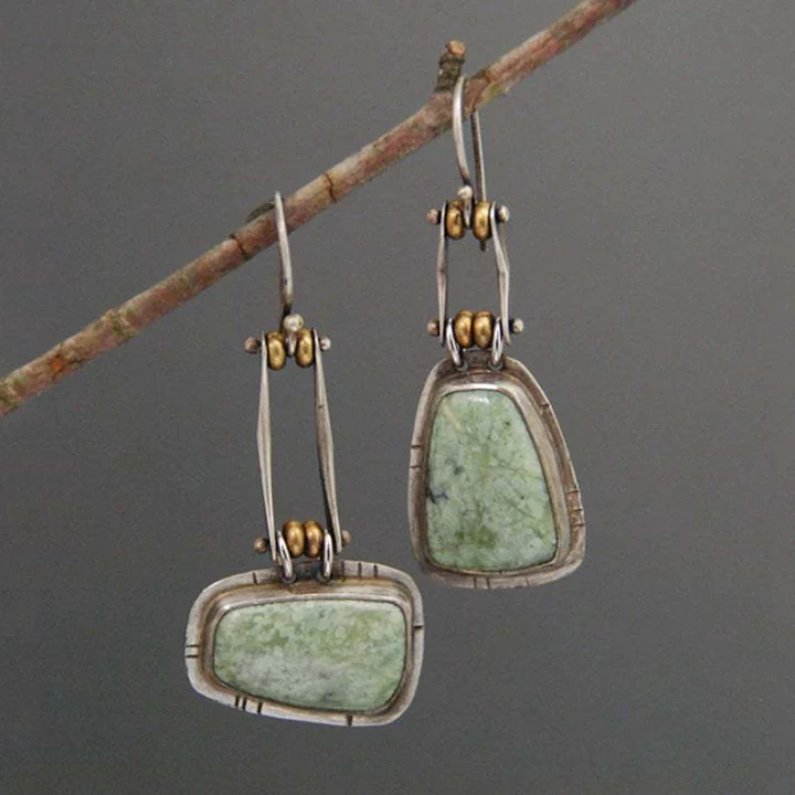 Boucles d'oreilles vintage en pierre verte