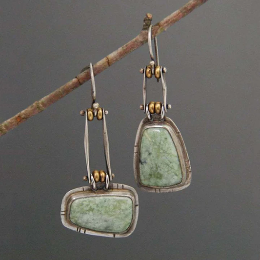 Boucles d'oreilles vintage en pierre verte
