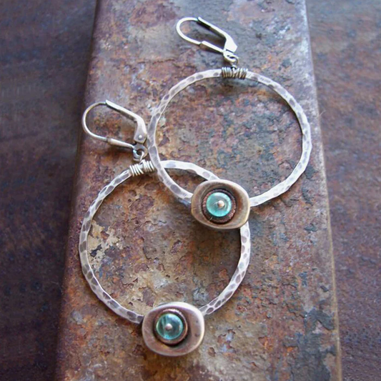 Boucles d'oreilles vintage en argent avec cristaux bleus