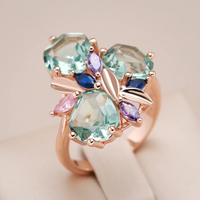 Élégante bague en cristal de couleur