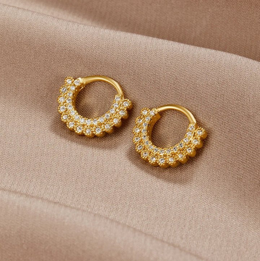 Boucles d'oreilles élégantes et brillantes en or