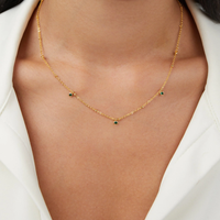 Collier en or avec cristaux