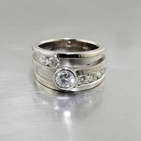 Bague vintage en argent avec zirconium superposé