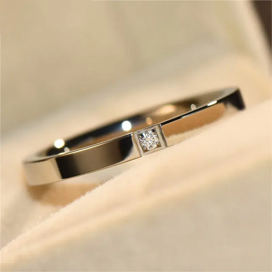 Bague vintage en zirconium finement incrusté