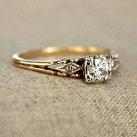 Bague vintage en or fin avec zircone