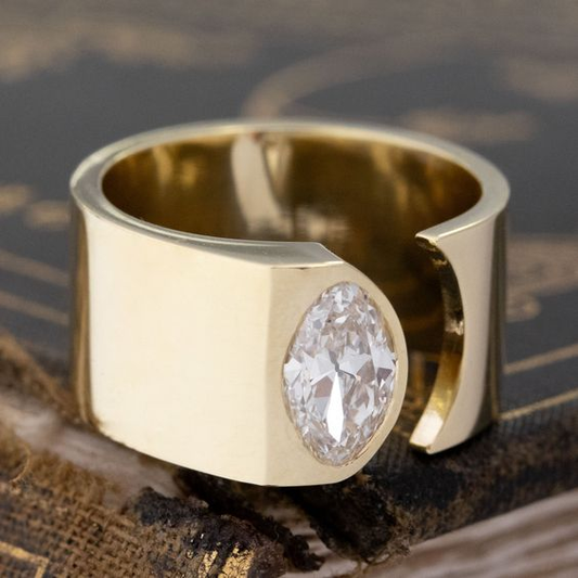 Bague ouverte avec cristal vintage en or