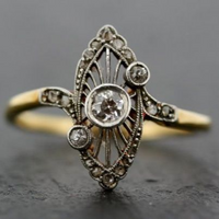 Bague vintage en cristal de forme ovale