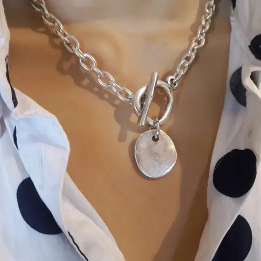 Collier en plaques argentées