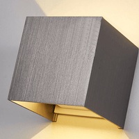 Jardioui Aluminium brossé Applique murale carrée élégante