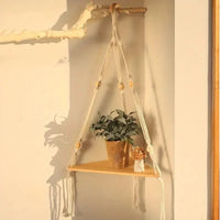 Jardioui Une plateforme Macramé en blanc Étagères Suspendue pour Plante en Macramé Artisanal